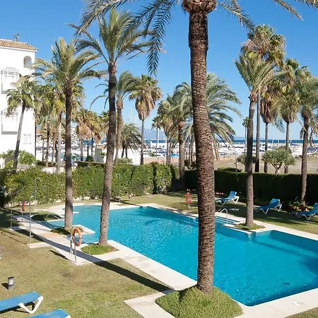 Lejlighed Marina Real 245 *